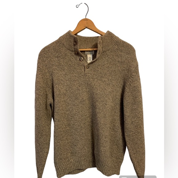 L.L. Bean Other - L.L.Bean Men’s 100% Lambs Wool Sweater. Size L. Excellent Condition!